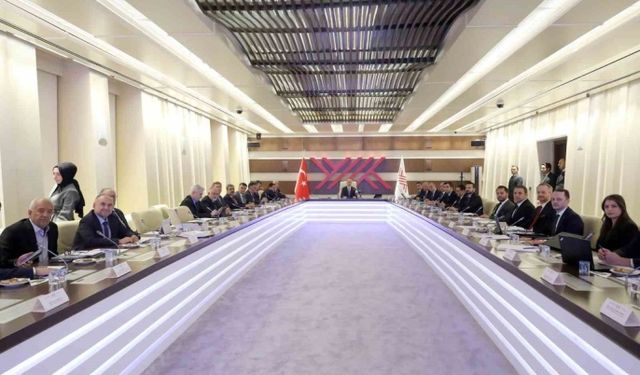 Üniversite öğrencilerine müjde: 3 yılda okulu bitirebilecekler