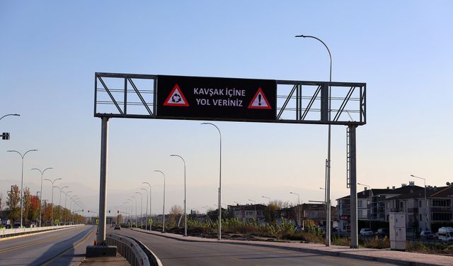 Sürücülerin rehberi Karaman Yolu’nda farklı noktaya alındı