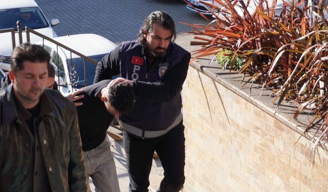 18 yaşındaki genç arkadaşını öldürdü