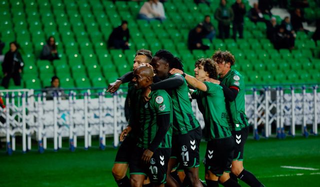 Sakaryaspor 3-0 üstünlükle puanı aldı