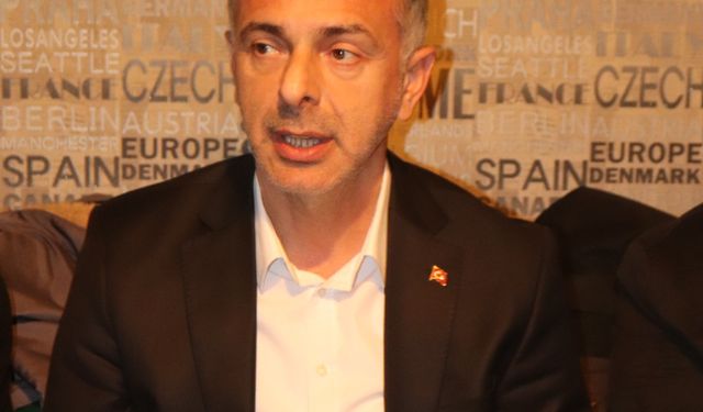 Sultanlar destan yazıyor şehir uyuyor