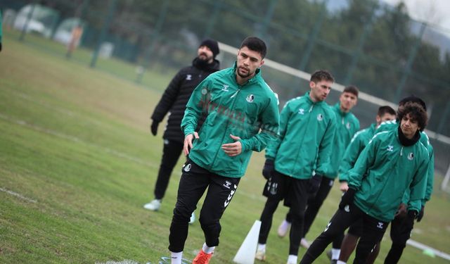 Arif Kocaman yeniden Sakaryaspor'da