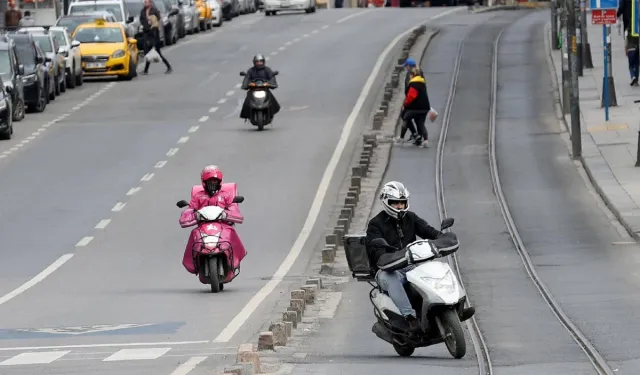 Kuryeler kontak kapatıyor