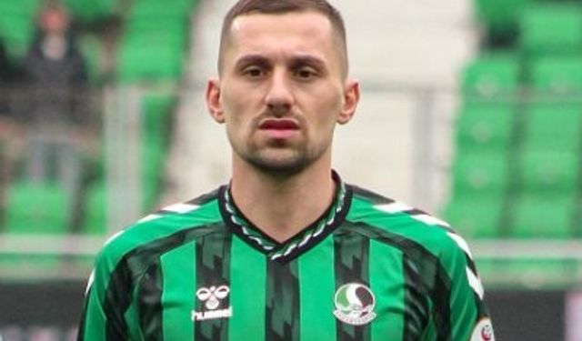 Burak Altıparmak'tan ayrılık mesajı