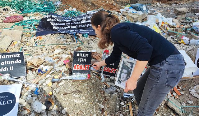 96 kişiye mezar olan apartmanın önünde adalet aradılar