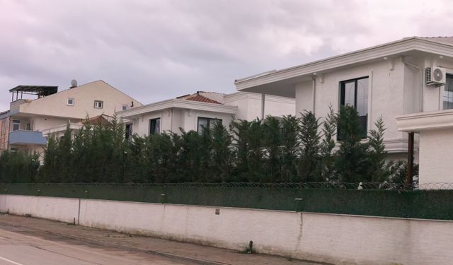 Cam silmek isterken canından oldu