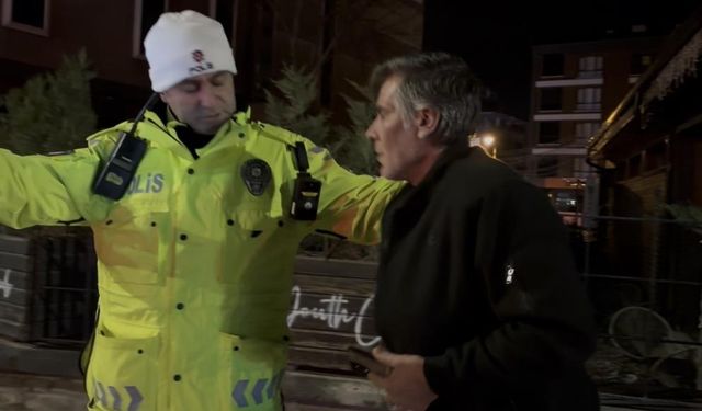 Gazetecilere el sallayıp yüzüne tükürdü!