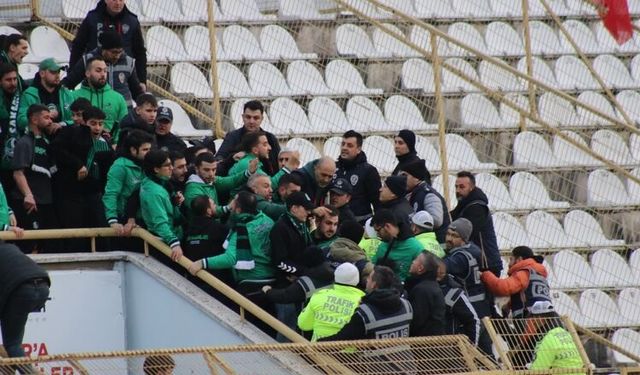 Olaylı maçın faturası ağır oldu