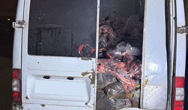 3 ton sakat et yakalandı!