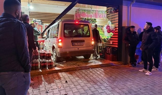 Ehliyetsiz sürücü ortalığı savaş alanına çevirdi