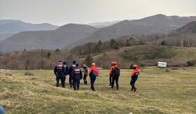 75 yaşındaki adam didik didik aranıyor