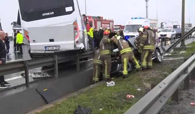 Kuzey Marmara'da feci kaza: 4'ü ağır 30 polis yaralı