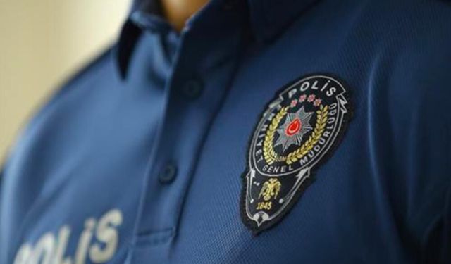 Kadınlar tuvaletinde gizli çekim yaparken polise yakalandı