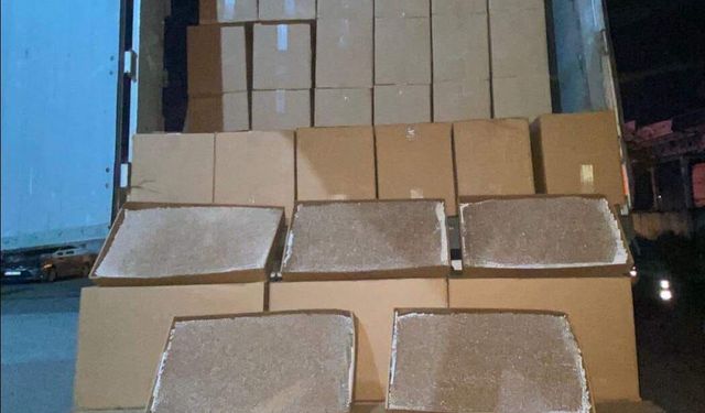 1 milyonun üzerinde dolu makaron ele geçirildi