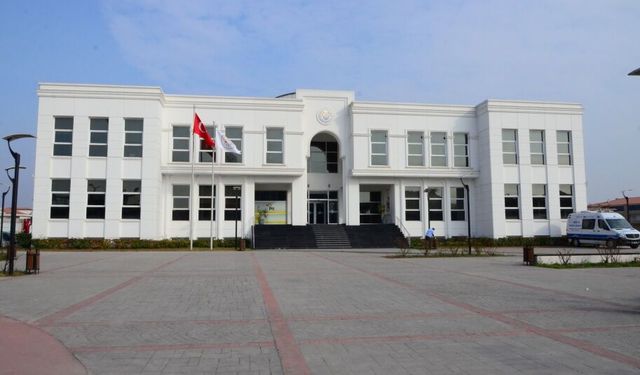 Erenler Belediyesi'nden 19 Mayıs daveti