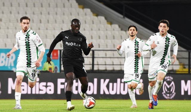 Sakaryaspor 1. Lig’e hezimetiyle veda etti