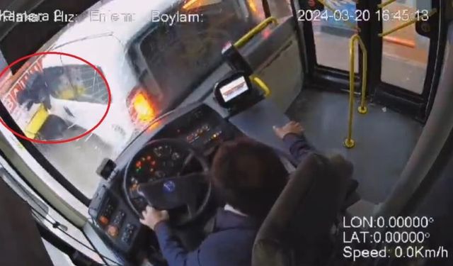 Lise öğrencisi iki aracın arasında sıkıştı