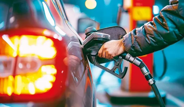 Motorine yeni zam yolda: Fiyatlar 70 lira sınırını aşıyor