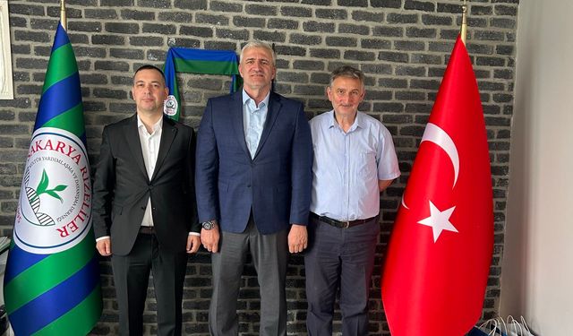 Sakarya Rizeliler Derneği’ne RİDEF yönetiminden ziyaret
