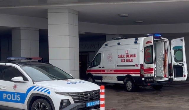 Karne günü bıçaklanan çocuk kurtarılamadı