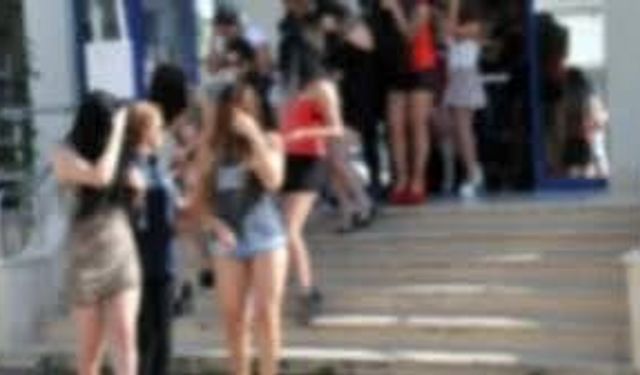 Fuhuş operasyonunda veresiye defteri detayı