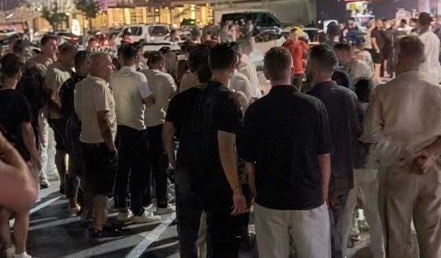 Gençlerin tartışması bıçaklı kavgaya döndü