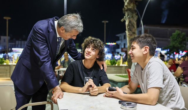 Başkan Alemdar gençlerin her zaman yanında olacağının sözünü verdi