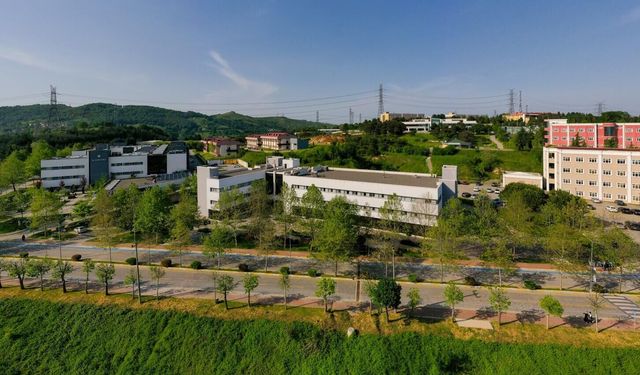 Dijital dünyanın kapıları SAÜ'de açılıyor