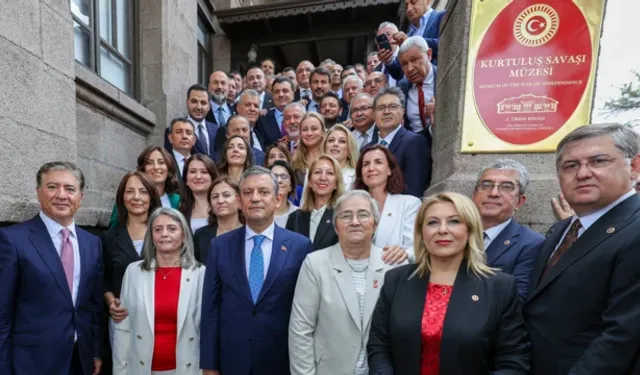 Yeni Parti'de kongre takvimi netleşti