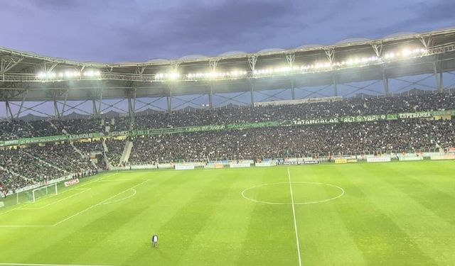 Sakaryaspor evinde hata yapmadı: Sakaryaspor 2-0 Kütahyaspor