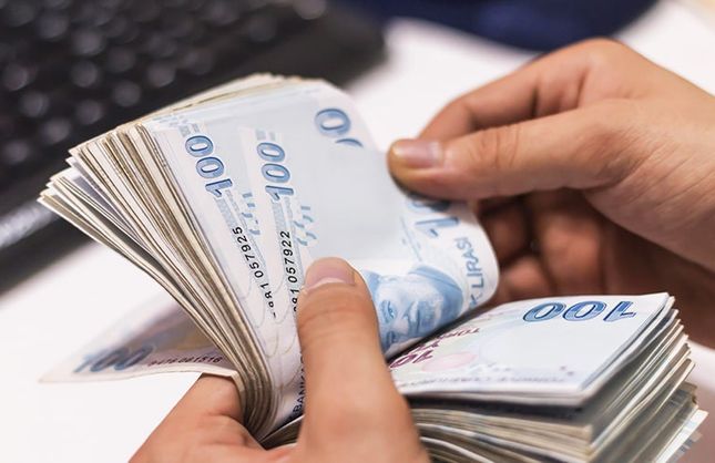 Emekli ve memura yılbaşı sürprizi