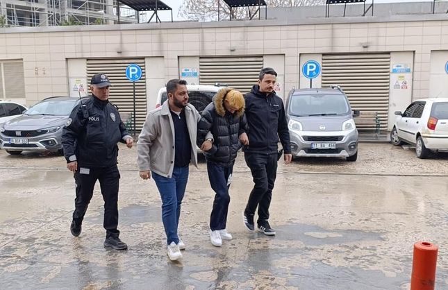 Camide çıplak video çeken TikTok üreticisi yakalandı