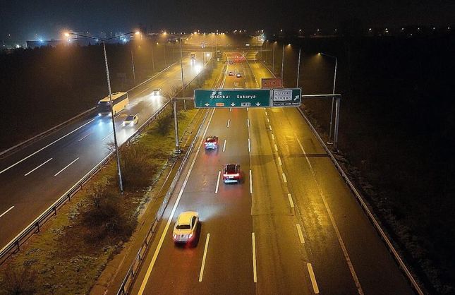 Anadolu Otoyolu'nda yoğunluk devam ediyor