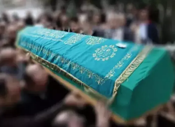 Kemik erimesiyle mücadele eden anne hayatını kaybetti