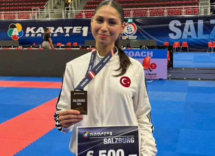 Sakarya'nın gururu şampiyonlukla döndü