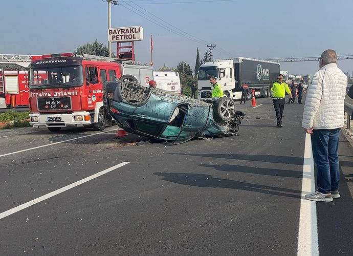 Otomobil takla attı: 2 yaralı