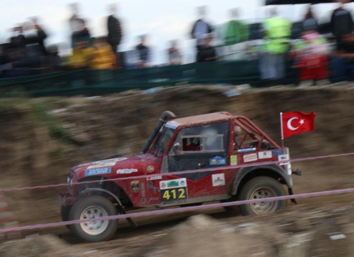Off-Road Şampiyonası’nın 6. ayak yarışları nefes kesti