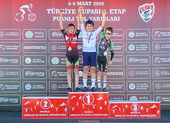 Büyükşehir sporcuları dolu dizgin