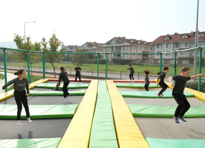Serdivan’da minikler trafiği öğrenerek büyüyor