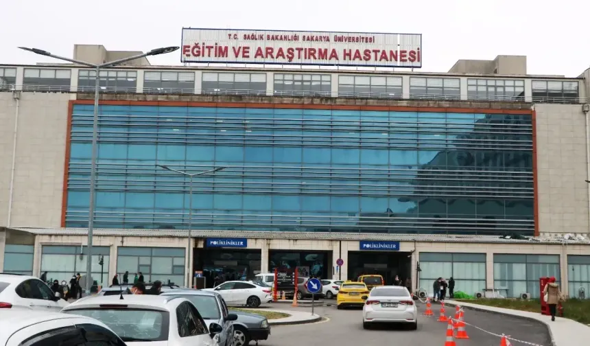 Devlet hastanelerinde kartlar yeniden dağıtılıyor!