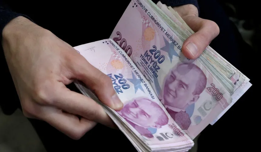 Memur ve emekliye zamlı maaş