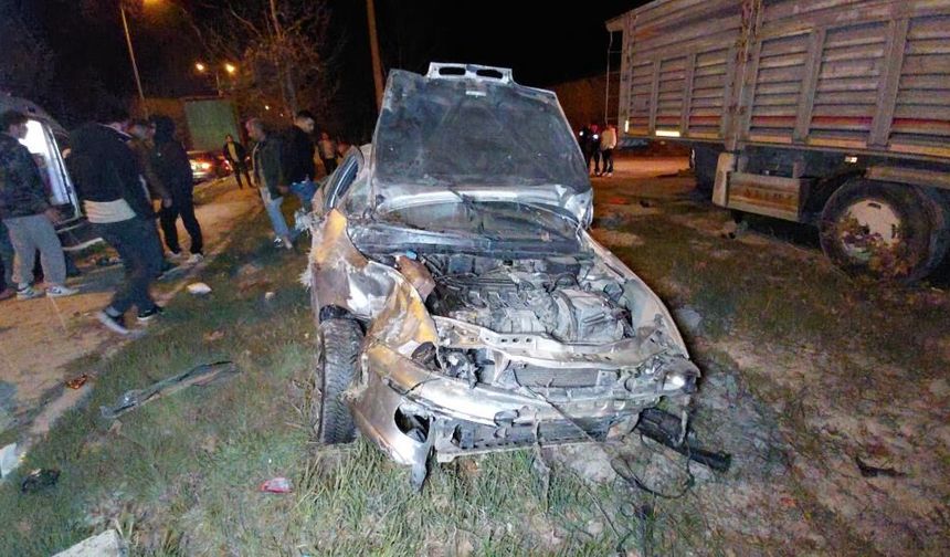 Kazada ortalık savaş alanına döndü