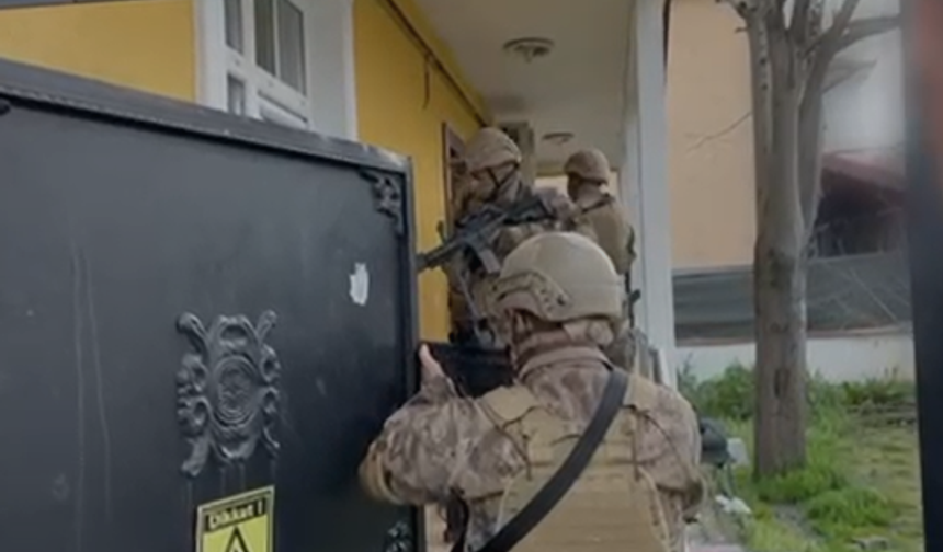 Zehir tacirlerinin evinden mühimmat çıktı!