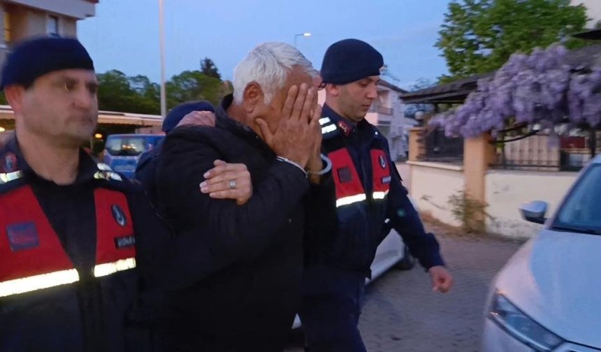 Öğrencileri taciz eden bakkal kamera kayıtlarından yakalandı