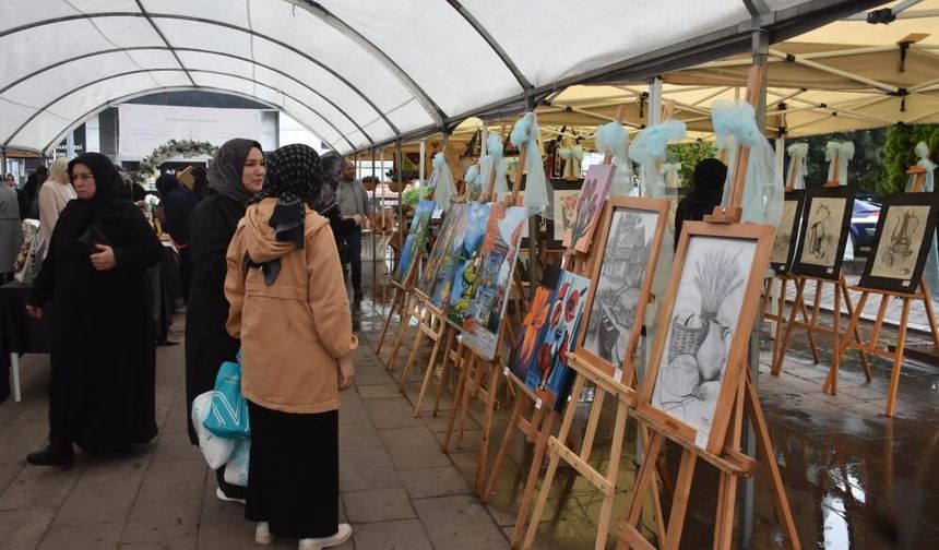 Başarı hikayeleri sergiye dönüştü