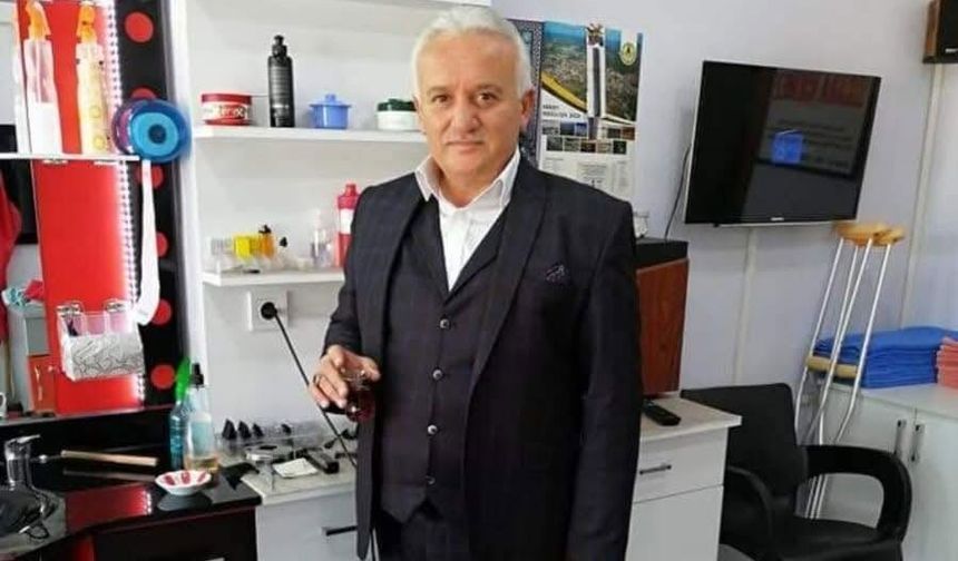 Belediye eski başkanı ve oğlu yasaklı maddeden gözaltına alındı