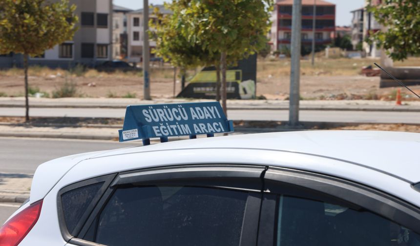 Dolandırıcıların "Sınavsız ehliyet" oyunu