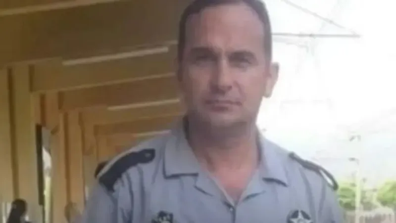 Fabrika Calisani Kendini Asti Iki Kardes 5 Yil Ara Ile Intihar Etti-1