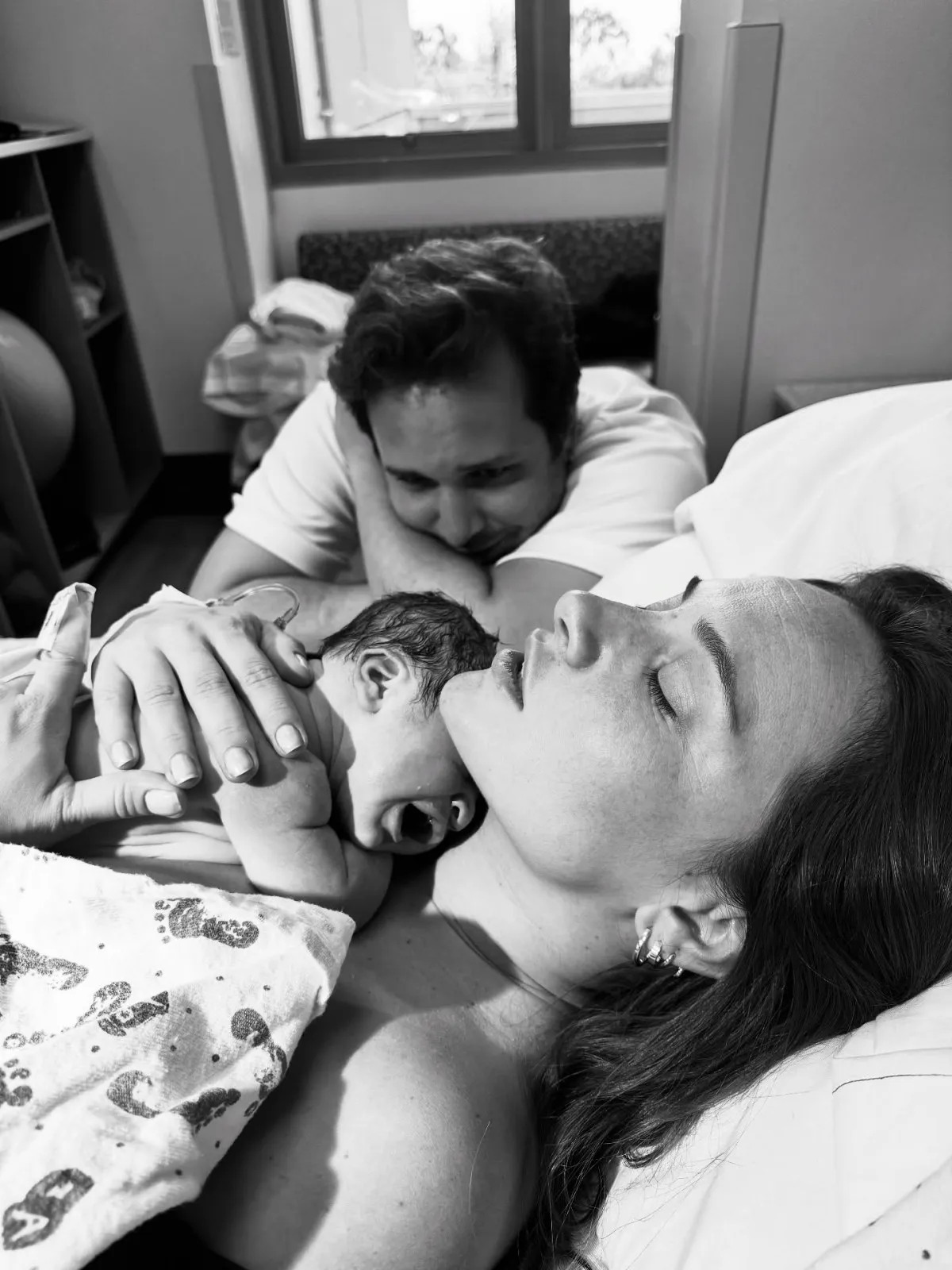 690Af3Fcc609C605 W1200Xh1600