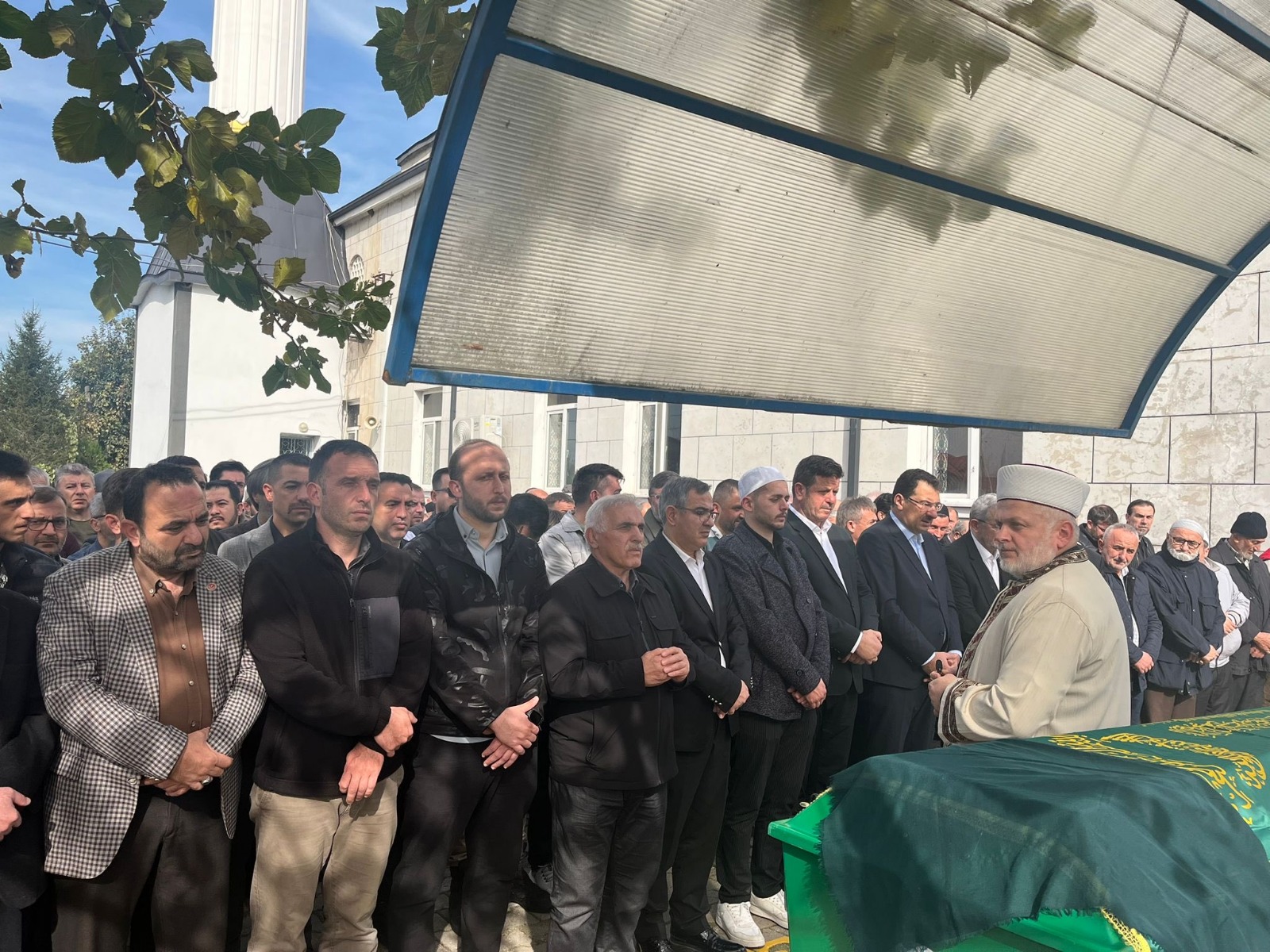 7175F59B 0334 4A48 A32F 1Ab595984997